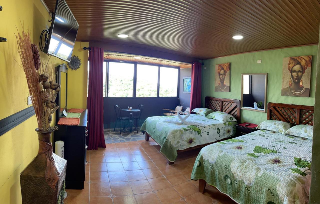 Cabinas Vista Al Golfo Монте-Верде Экстерьер фото