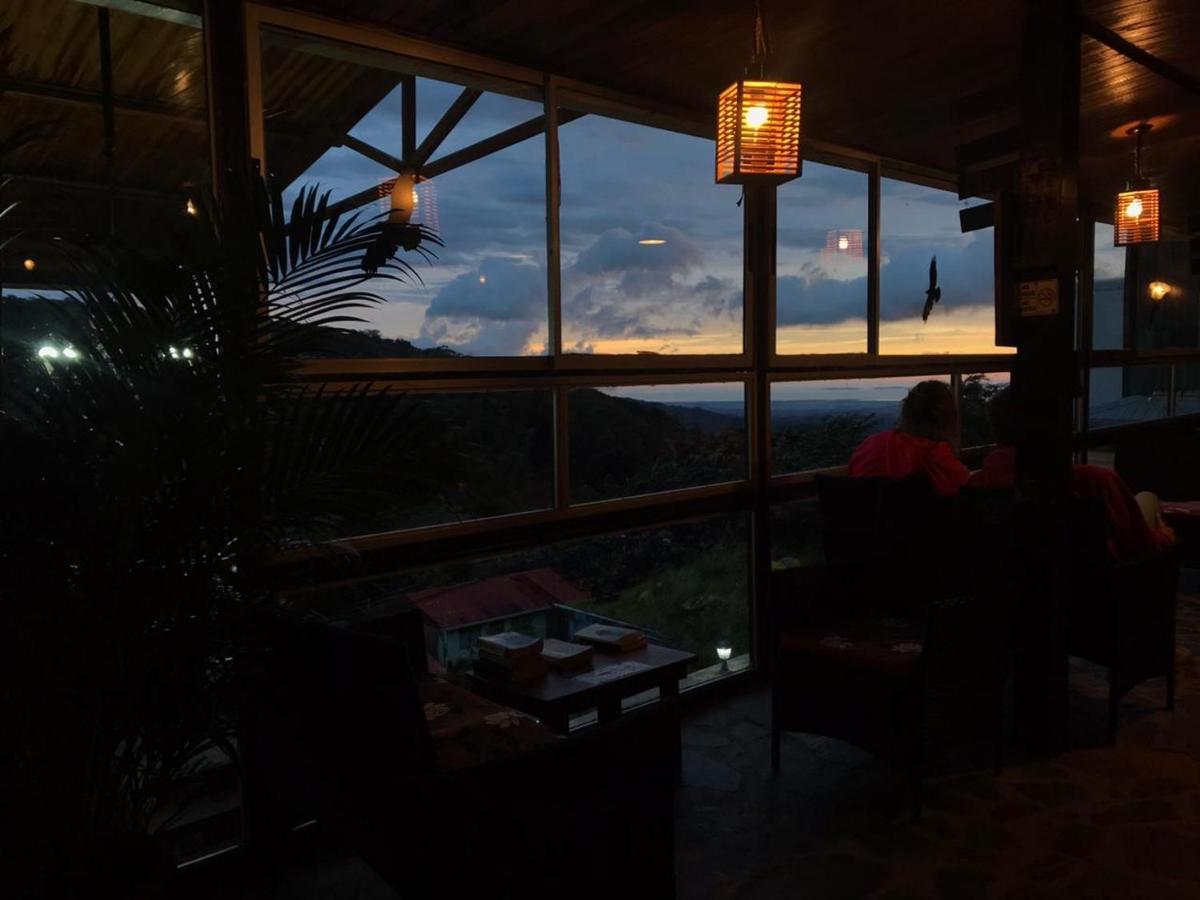 Cabinas Vista Al Golfo Монте-Верде Экстерьер фото
